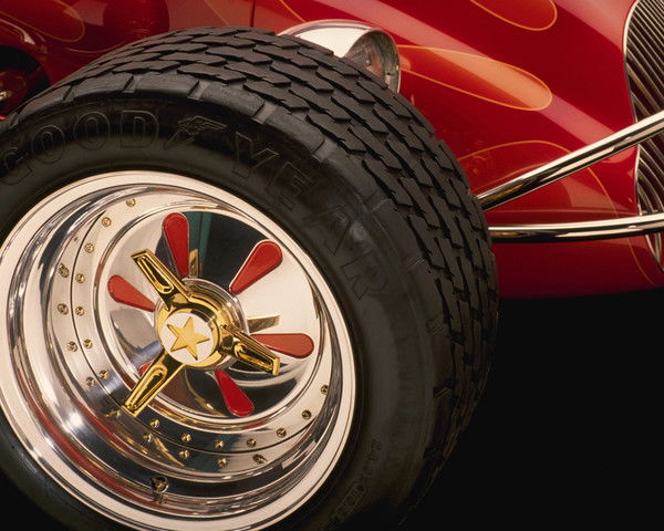 Максим Бирюков