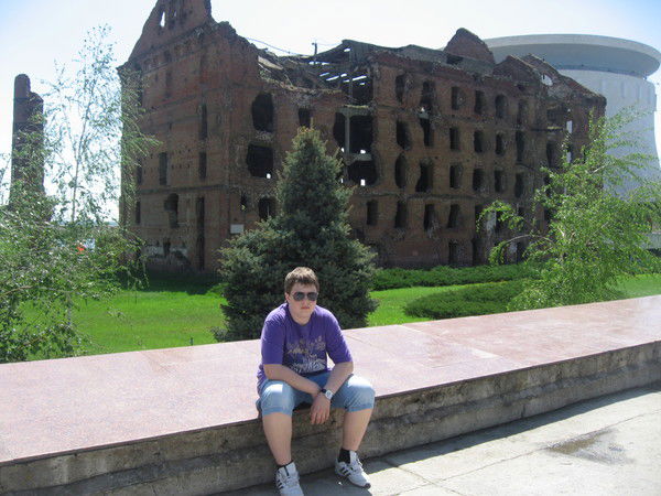 Влад Ястребов