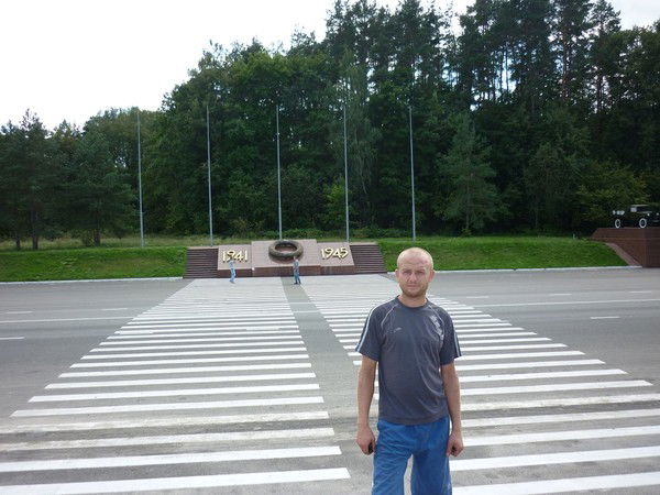 Иван Стеценко