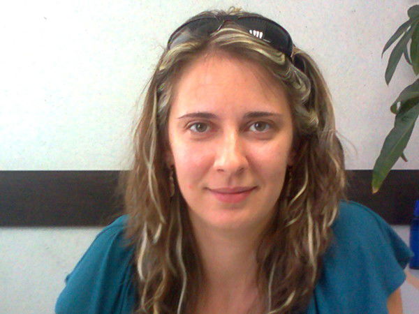 Анна Попович