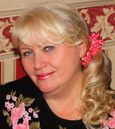 Елена Пахомова