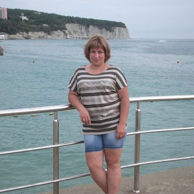 Юля Макарова