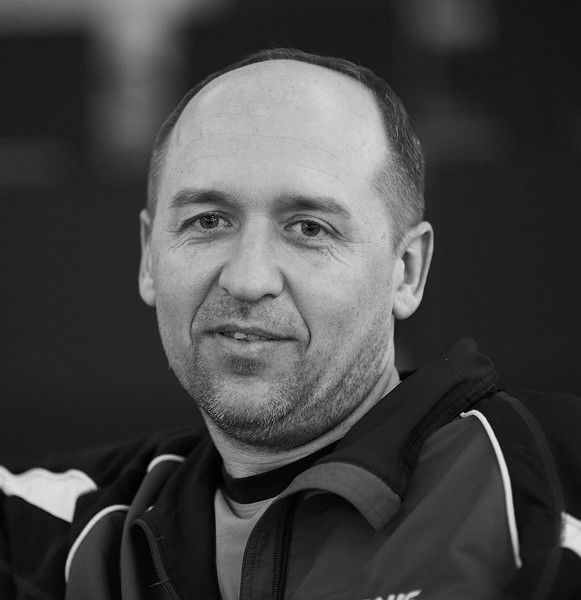 Неизвестно Неизвестно