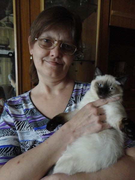 Елена Попова