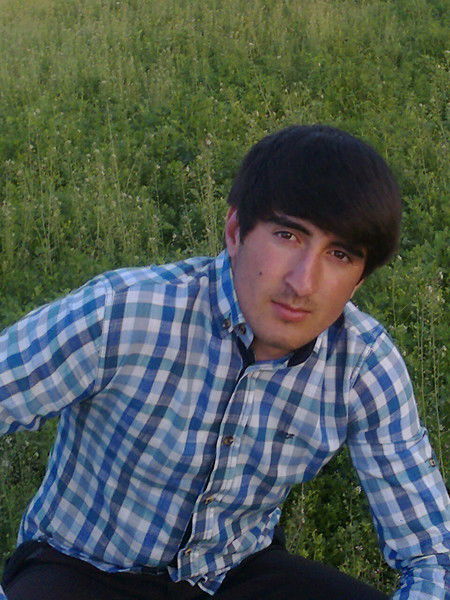 Чахонгири Акрамзод