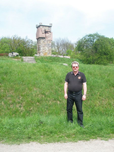 Владимир Остапенко