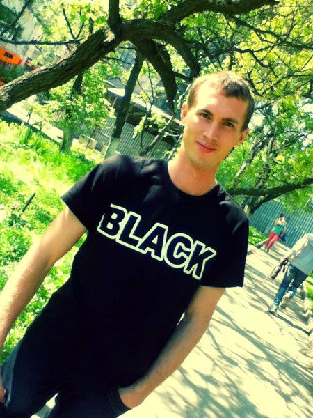 Антон Сидоренко