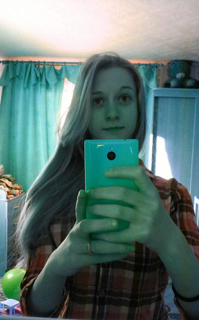 Ангелина Колокольникова