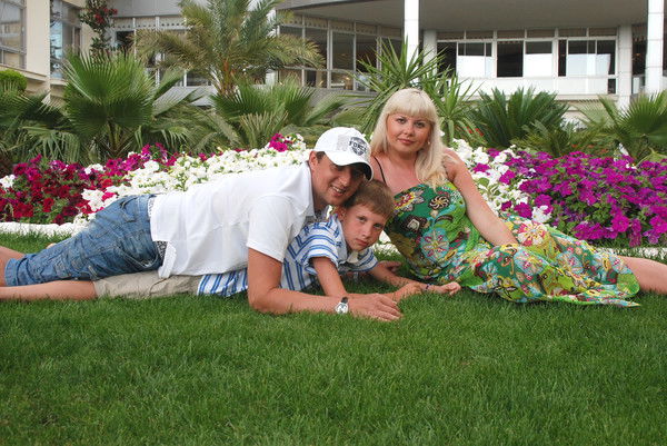 Александр Колюжный