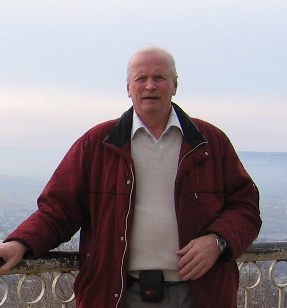 Виктор Мартынов