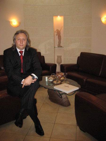 Неизвестно Неизвестно