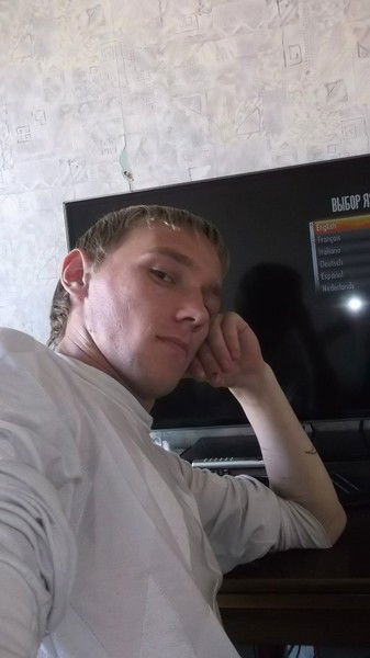 Андрей Савельев