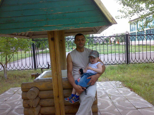 Саня Парахин