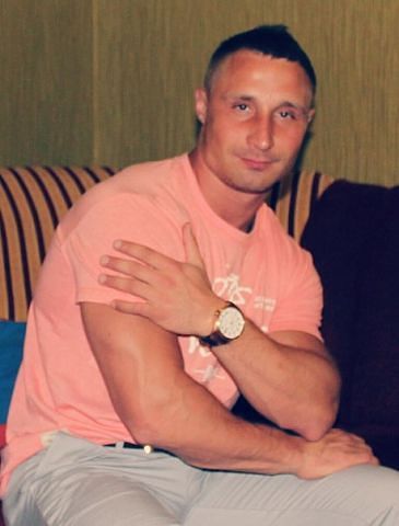 Олег Крестовский