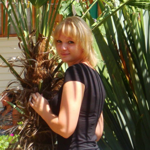 Анна Ушакова