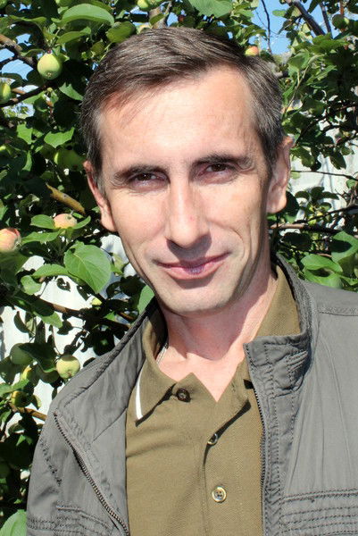 Алексей Суставов