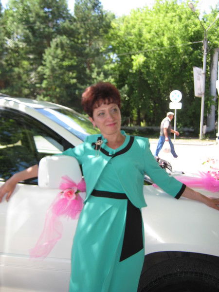 Елена Елена