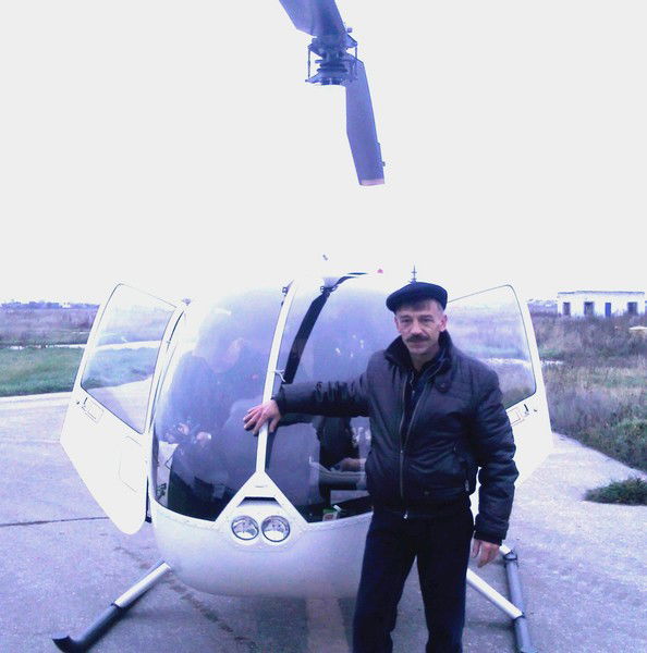 Валерий Опарин