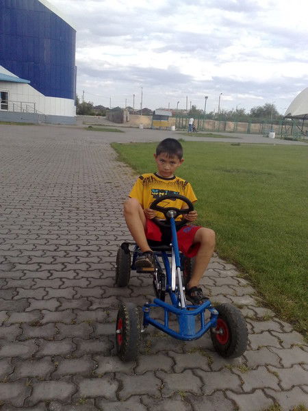 Шакарим Айдос