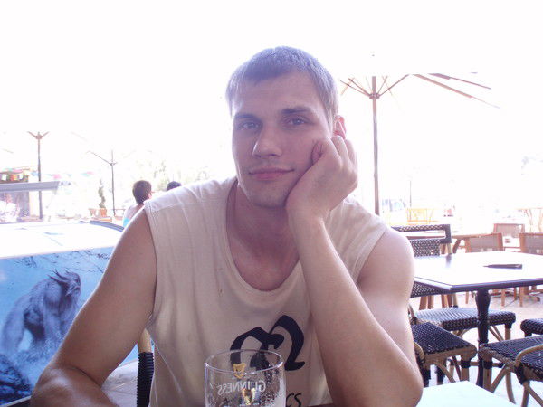 Александр Мартынов