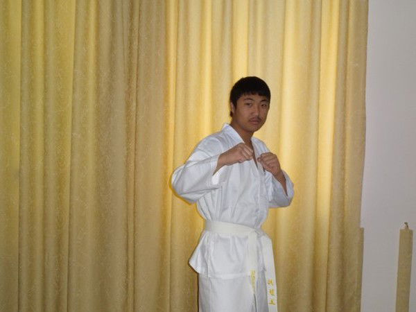 Евгений Хан