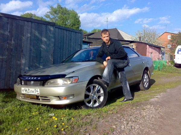 Александр Жуков