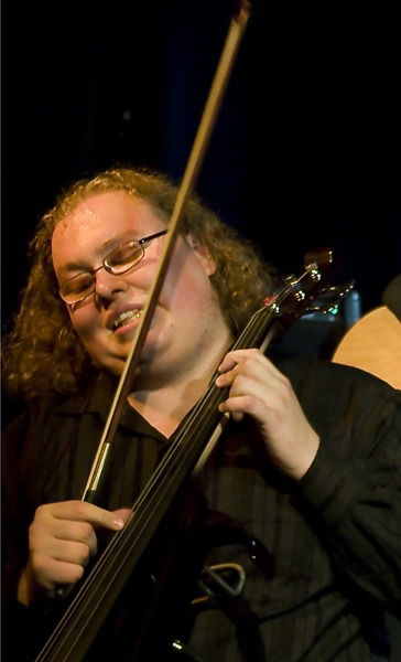 Данила Большаков