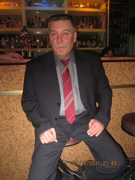 Александр Чудаков