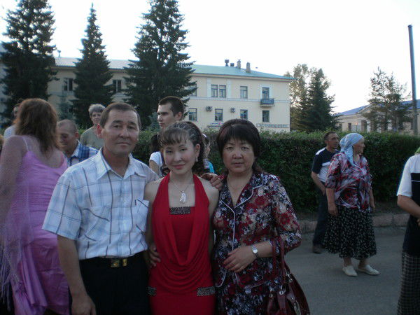 Толганай Кезенбаева