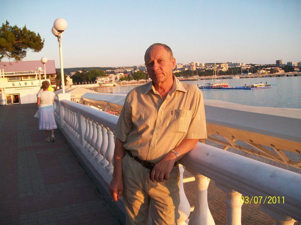 Александр Масленников