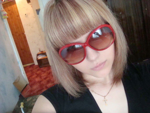 Оленька Иванова