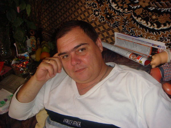 Олег Елисеев