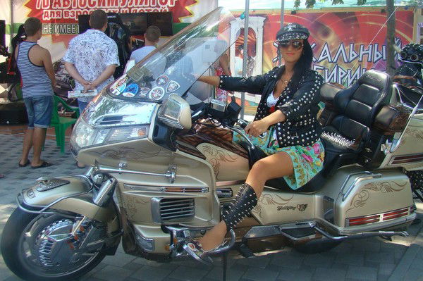 Schastlivaya Vedmochka