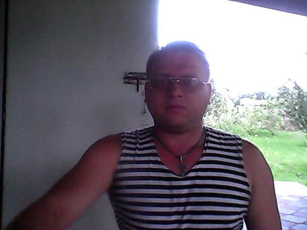 Юрий Иванов