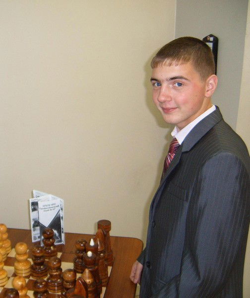 Максим Гладышев