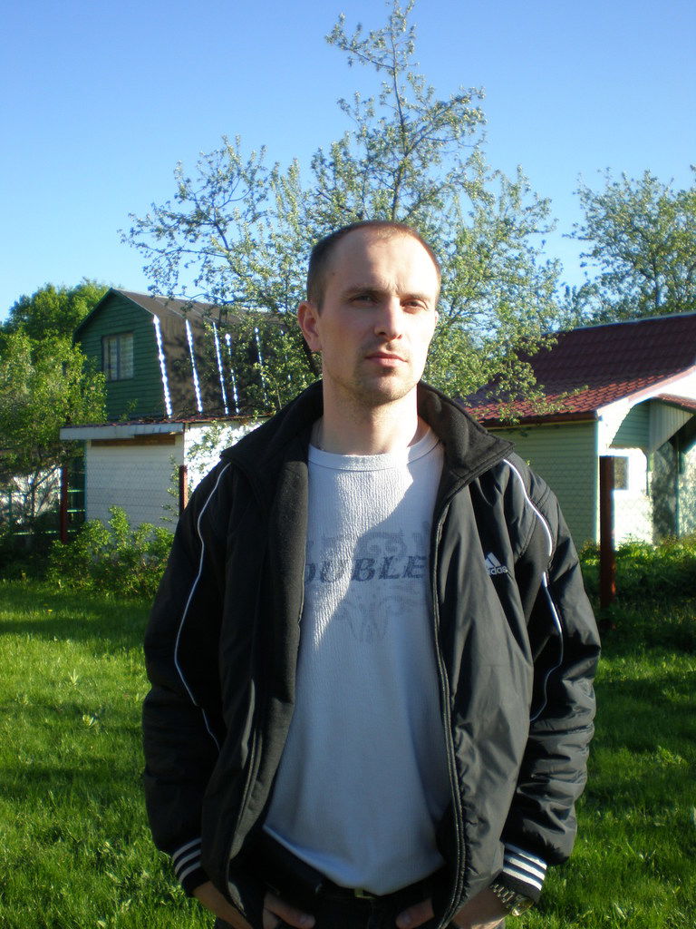 Антон Макеенков