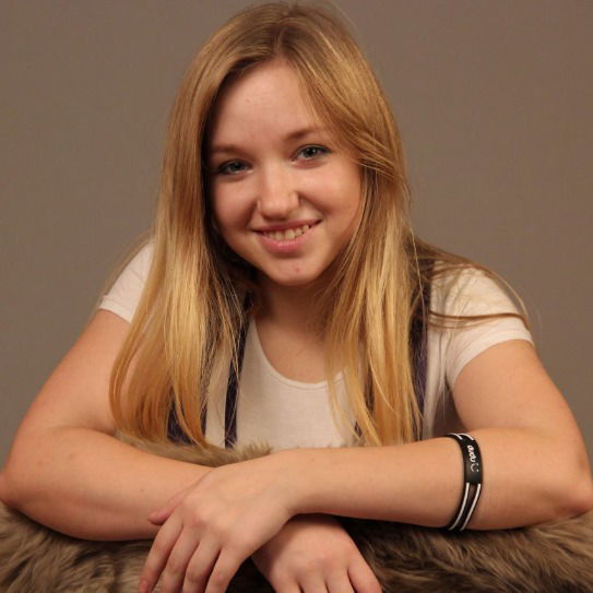 Александра Селезнёва