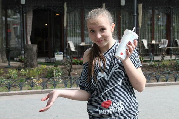 Надюша Комар