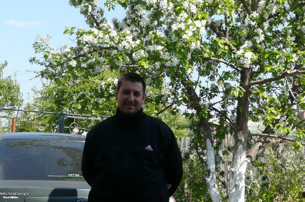 Владимир Анюков