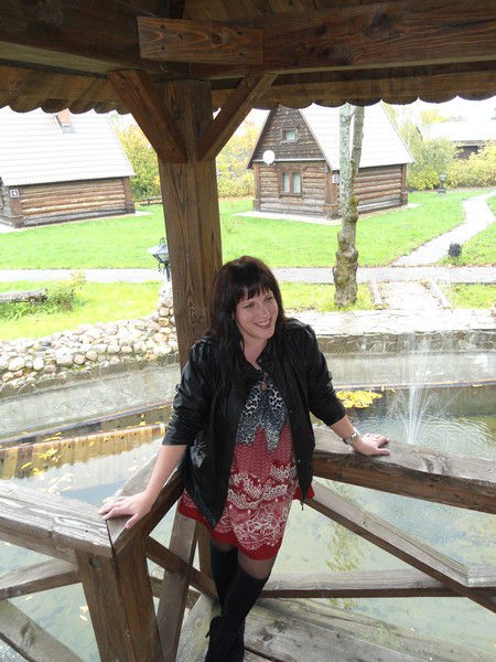 Анна Попова