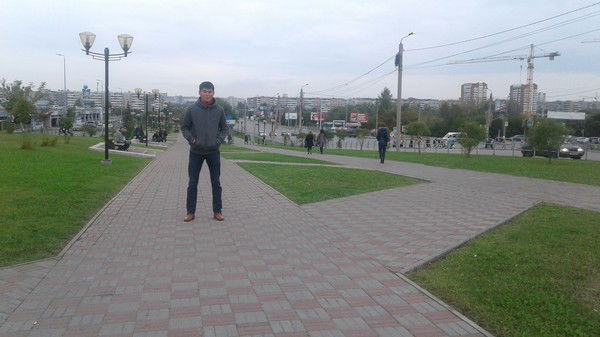 Мекен Досунбаев