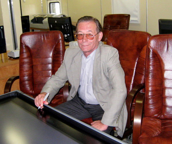 Лев Антонов