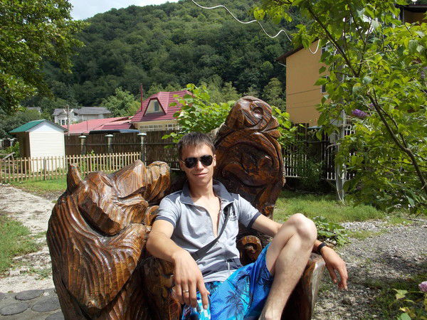 Александр Иванов