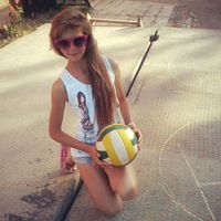 Ксения Лопатина