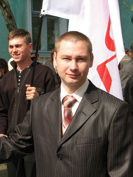 Виктор Белах