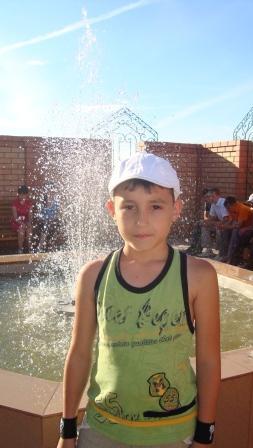 Алмаз Азмуков