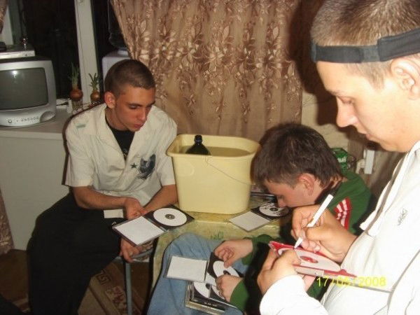 Роман Анескажу)