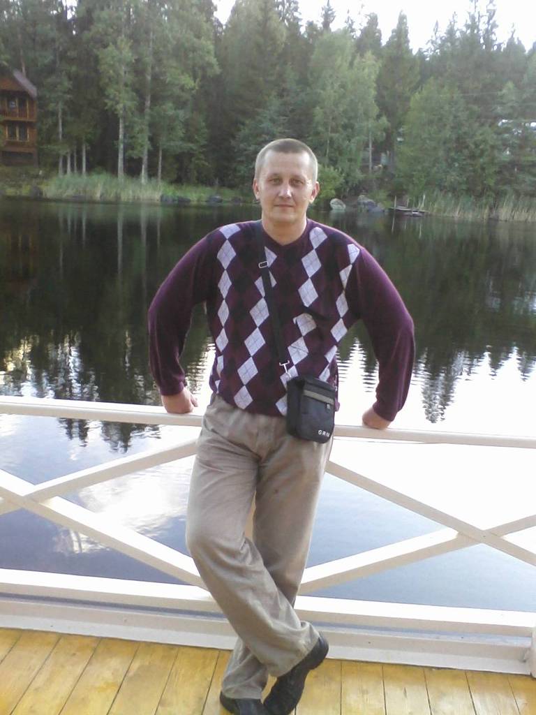 Геннадий Неверов