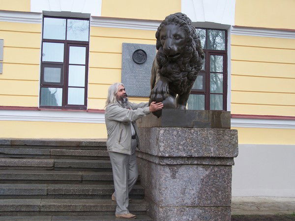 Виктор Морозов