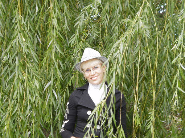 Елена Назимова